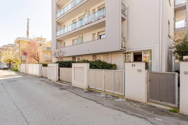 A Casa Minerva Apartamento Rimini Exterior foto